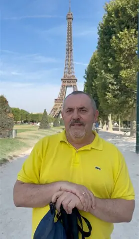 Anti-war politician flees Russia, takes refuge in France