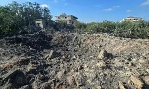 Israel carries out airstrikes, artillery shelling in south Lebanon