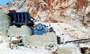 2 labourers buried alive at stone crushing site near Taxila