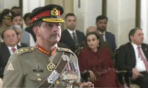 President Zardari confers Nishan-i-Imtiaz on National Strategic Command Commander Gen Aamer Raza