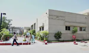 Patient services at Karachi's JPMC disrupted as nurses protest seniority violation