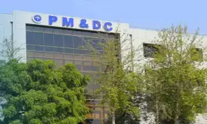 Pakistan Medical and Dental Council directs doctors to renew registration certificates in 6 months
