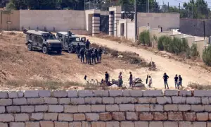 Israeli settlers keep up siege of Palestinian homes