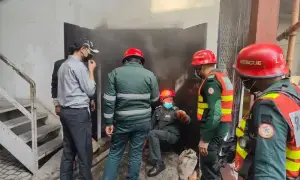 Three deaths in house fire incident in Faisalabad: SNGPL GM, contractor among 13 booked for &lsquo;negligence&rsquo;