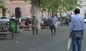 &lsquo;If you can, move!&rsquo; say Rome&rsquo;s viral dancing seniors