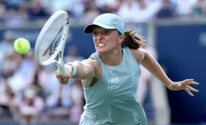 Shelton, Swiatek claim Canadian Open titles