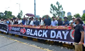 Demonstrations in AJK mark Indian Independence Day as &lsquo;Black Day&rsquo;