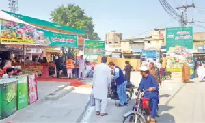 Questions raised over mysterious fire at Sahulat Bazaar in Kasur