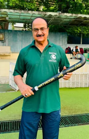 HOCKEY: RANA TO THE RESCUE
