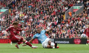 Munoz saves Iraola in Liverpool draw, Hull extend dream start
