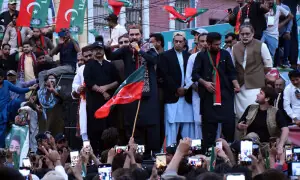 Defiant KP CM reaches Karachi on last leg of Sindh drive
