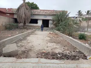Years of neglect leave New Karachi&rsquo;s Umar Khan Library in ruins