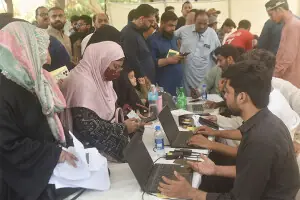 Vaccine confusion leaves Karachi&rsquo;s international travellers counting the cost