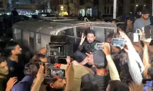Run-in with police mars CM Afridi&rsquo;s Lahore visit
