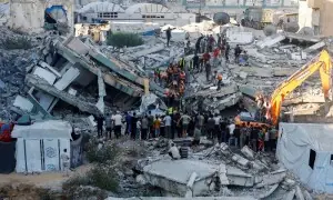 Bombed-out Gaza apartment block collapse leaves 20 dead, many missing