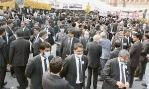 Pakistan Bar Council urges govt to contain fuel price inflation, provide relief to citizens