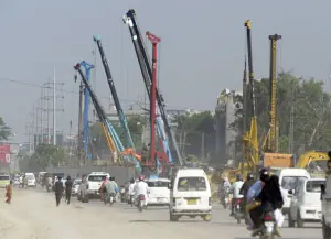 Suspension of electric buses on Peshawar Road troubles commuters