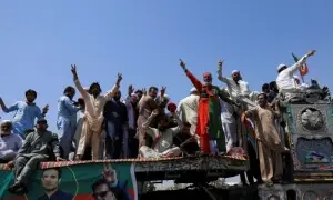 &lsquo;Carrot and stick&rsquo; dangled before PTI ahead of march