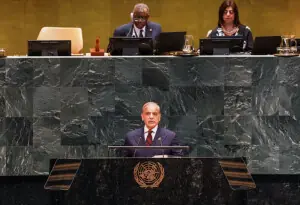 Gulf waterways must remain open, PM tells UN