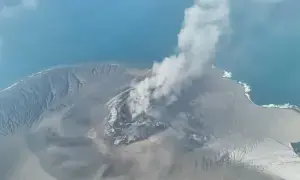 New islands appear after Indonesia's Anak Krakatau volcano erupts New islands appear after Indonesia's Anak Krakatau volcano erupts