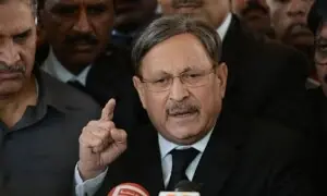 PPP stalwart Farooq Naek resigns from Judicial Commission of Pakistan
