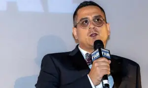 Award-winning Kashmiri filmmaker Arfat Sheikh released from ICE detention in the US