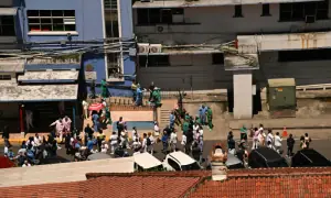 Powerful quake hits Panama, damages homes; canal operations normal