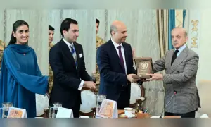 PM Shehbaz directs FBR to complete digital production monitoring system across major industries by year end