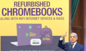 Students across country to get 500,000 Chromebooks over 2 years, announces PM Shehbaz