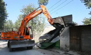 Over 450 illegal structures razed along Ring Road in Peshawar