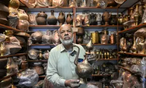 Pakistan's last antique restorers give old treasures new life