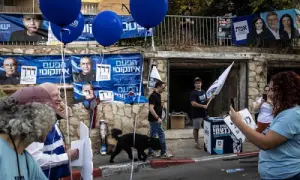 Israelis to decide Netanyahu&rsquo;s fate in pivotal election today