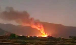 The visual shows a scene of fighting between Pakistani and Afghan forces at the border in Khyber Pakhtunkhwa's Lower South Waziristan on Tuesday night. — Photo via author
