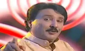Renowned Pashto folk singer Gulrez Tabassum dies at 77