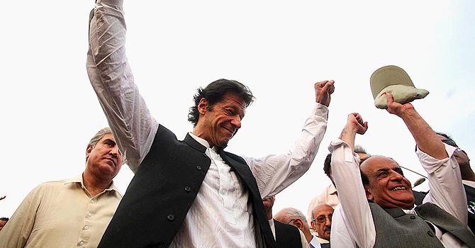 پاکستان تحریکِ انصاف ( پی ٹی آئی) کے سربراہ ، عمران خان۔ فائل تصویر