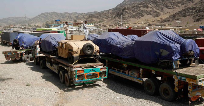 افغانستان سے نیٹو فوجی سامان کی واپسی شروع