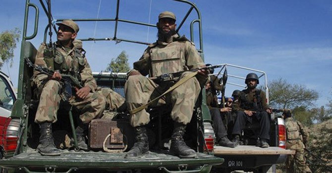 کرم، باجوڑ میں جھڑپیں، دو سیکیورٹی اہلکار ہلاک